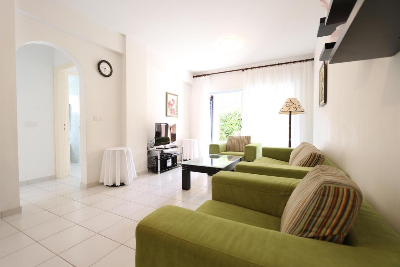 Victor Apartment Paphos 外观 照片