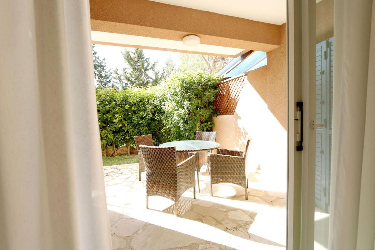 Victor Apartment Paphos 外观 照片