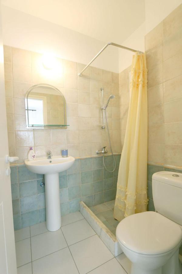 Victor Apartment Paphos 外观 照片